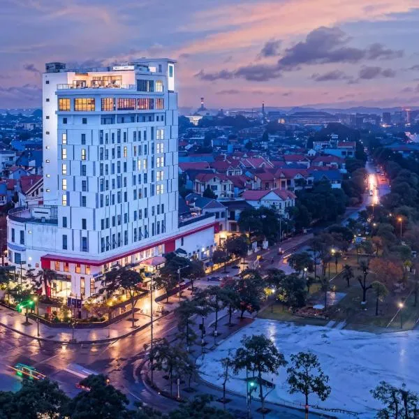 Khách Sạn X2 Vibe Việt Trì, hotel v destinaci Làng Tiên Cát