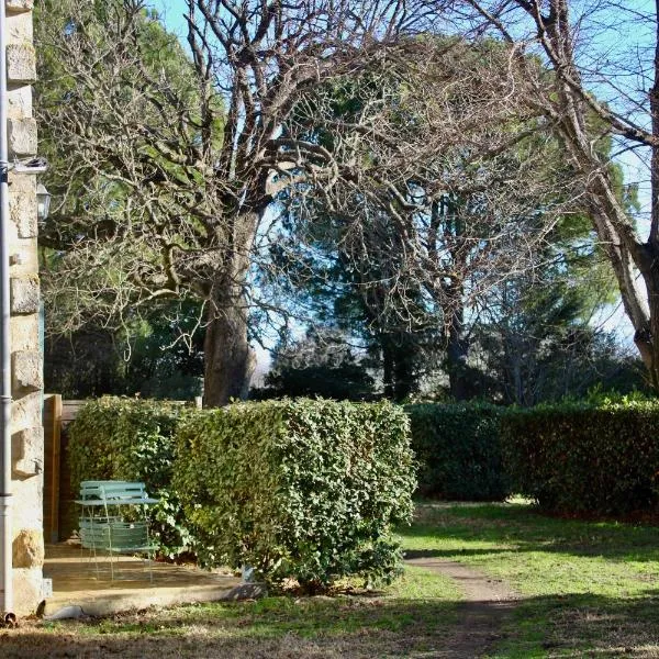 Mas des Lecques, hotel a Beaucaire