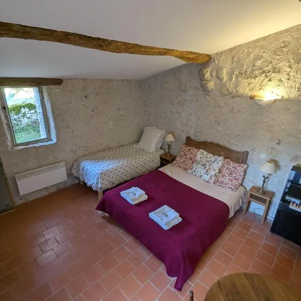 Le Sabathe, hotel v destinaci Saint-Mézard