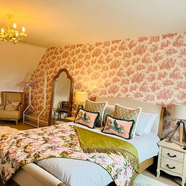 Number 2, Spacious Rooms, Near Ironbridge!, hotel in Telford