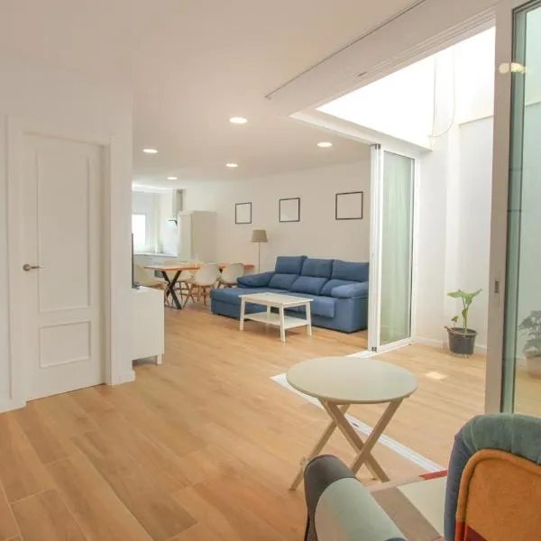 Apartamentos Casa Yoli Maro, hotel a Maro