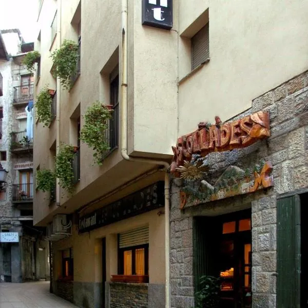 Hostal Les Collades、ソートのホテル