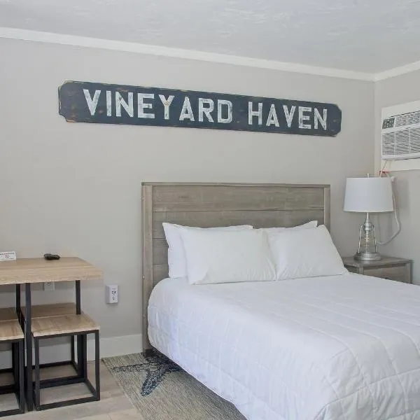 Vineyard Harbor Motel, hotel in Vineyard Haven