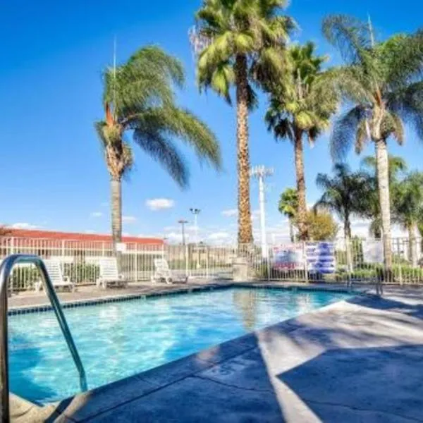 Studio 6 Suites - Riverside, CA South, hotel in Riverside