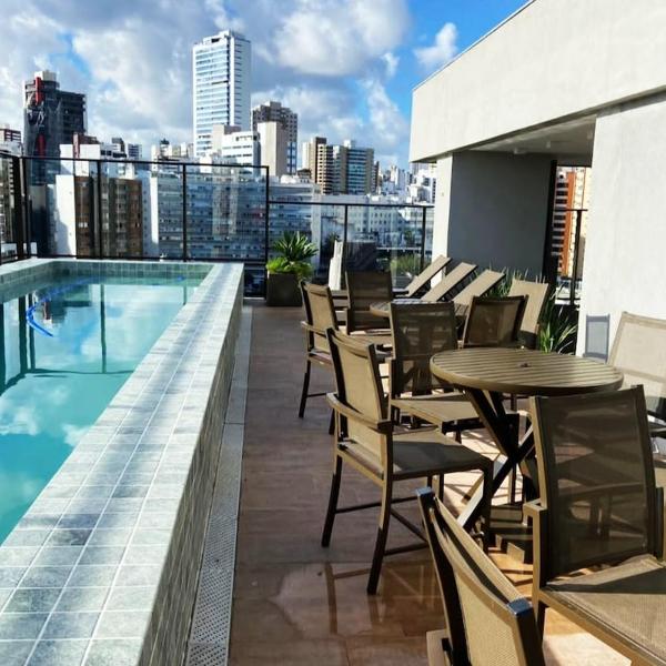 Lindo, confortável e moderno, na Barra, rooftop com piscina e vista mar, perto da praia, circuito do carnaval - Foto 3