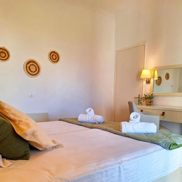 Ever Green beach Apartments – hotel w mieście Kavos