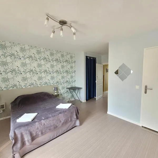 Gîte 43 - Le Saint André, hotel v destinaci Saint-André-de-Chalencon