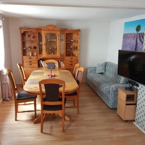 Hus Retro, hotel v destinaci Gryllefjord