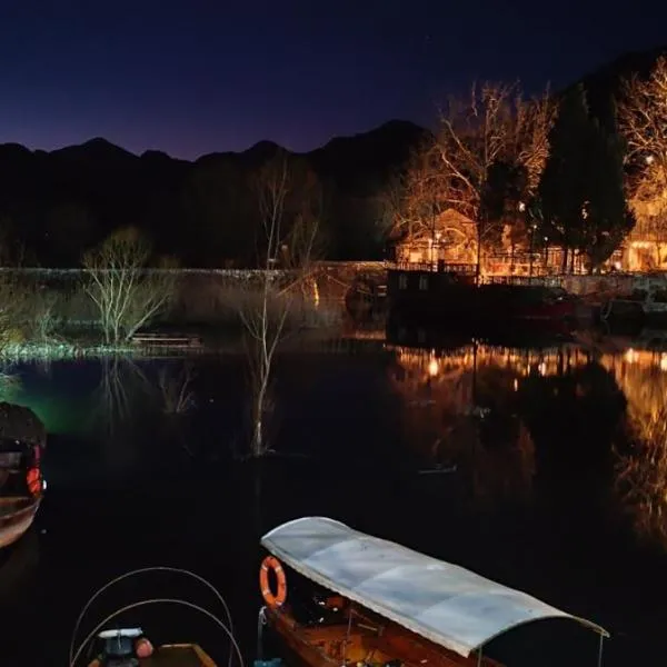 Lux Apartment Sunset, hotel din Virpazar