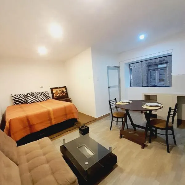 Lindo depa cama Queen centro de Huancayo, hotel in Huancayo