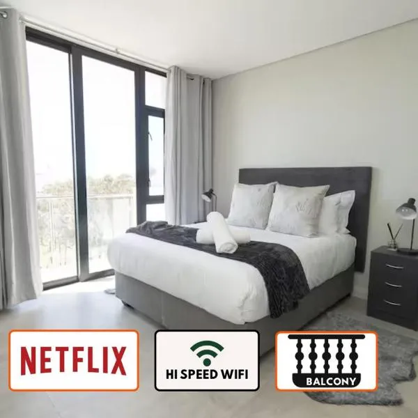 Boardwalk Bungalow, Hotel in Gqeberha