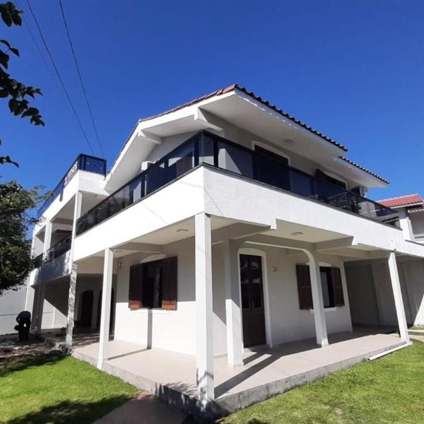Casa a 50m da praia 14 pessoas