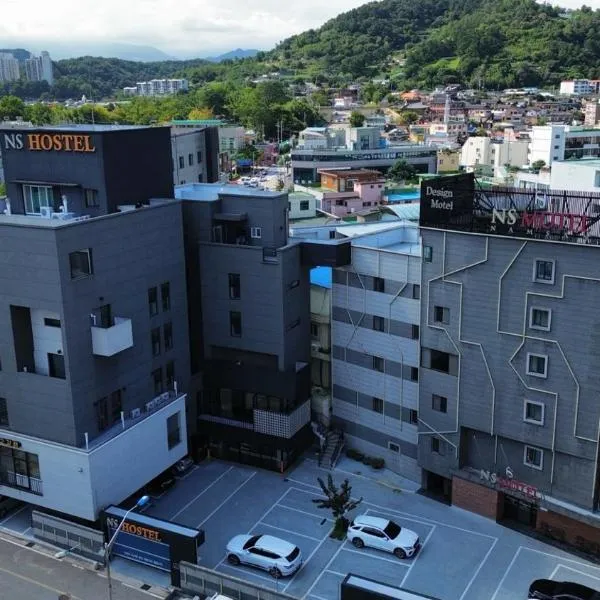 Samcheok NS Hostel & Motel, hotel v destinaci Samčchok