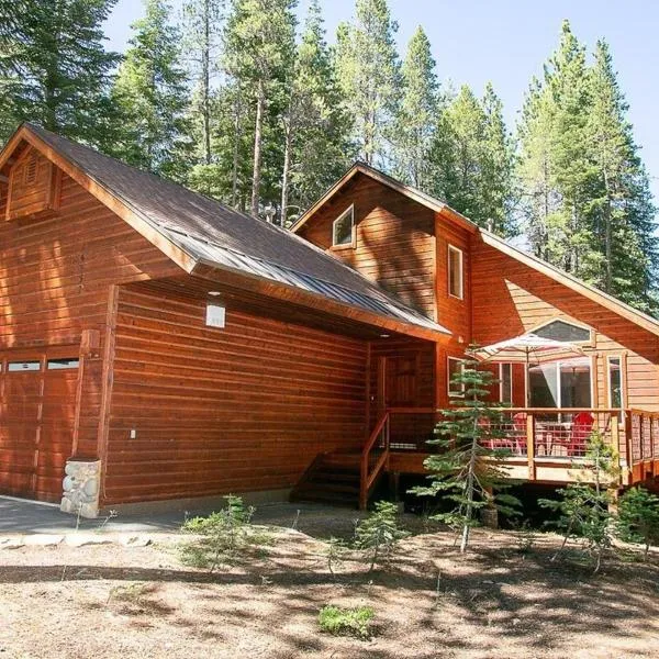 Cozy Tahoe Donner Retreat, hotel di Truckee
