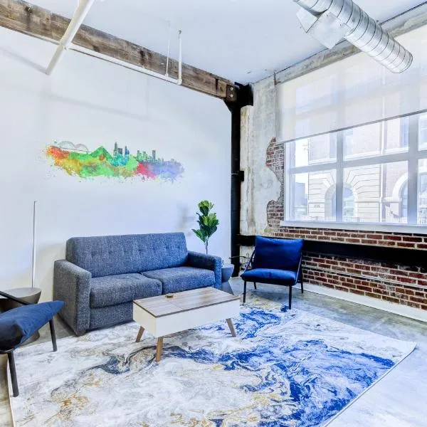 The Stallion #106 - Walk to Museums, Luxe Loft with free gated parking, hotel v destinaci Memphis