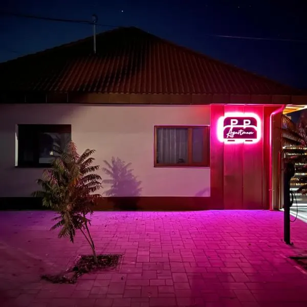 PP Apartman, hotel v destinácii Kiskunhalas