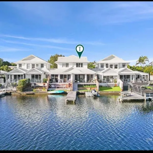 Noosa Waters Retreat, hotel v destinaci Noosaville