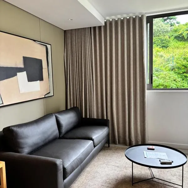 159 Zimbali Boulevard Suites, готель у місті Балліто