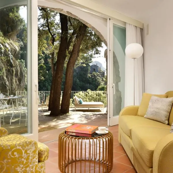 Hotel Piccolo Sant'Andrea, hotel v destinaci Praiano