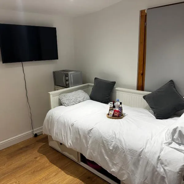 The Grove self-contained Garden Suite, hotel v destinaci Bexleyheath