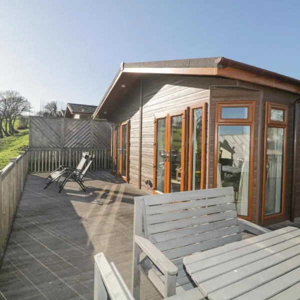 Ridge's Retreat No 7 Kigbeare Lodges, hotel v destinaci Okehampton