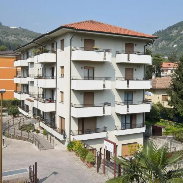 Active Living Residence - Self Check-In, hotel v destinaci Arco