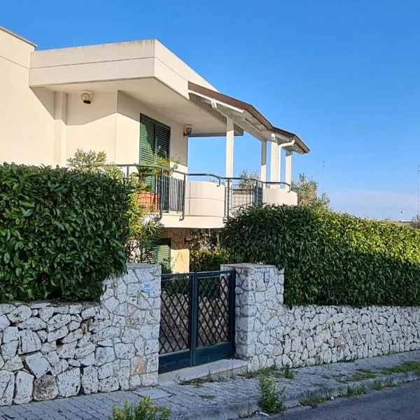 Casa Vacanza GLI ULIVI, hotel in Santa Cesarea Terme
