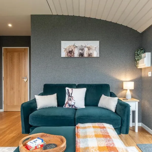 Sustainable 2 Bedroom Pod on Old Chalford Farm!, viešbutis mieste Enstone