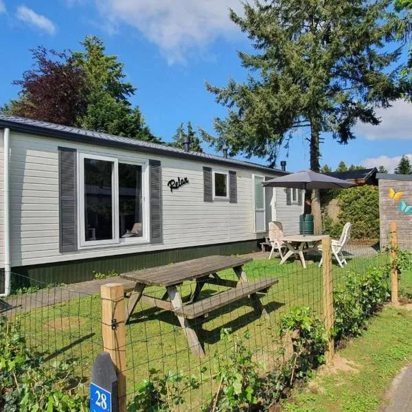 Charming 4P Cabin w Private Parking, hotel a Putten