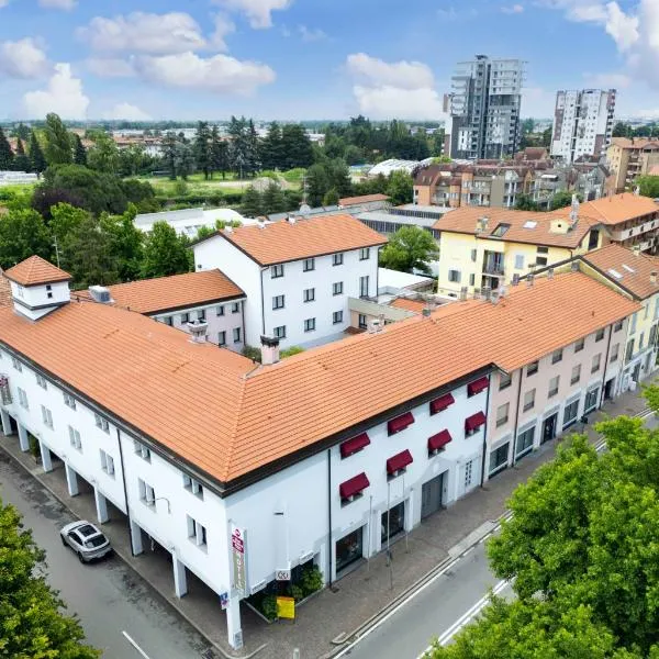 Best Western Plus Borgolecco Hotel, hotel v destinaci Arcore