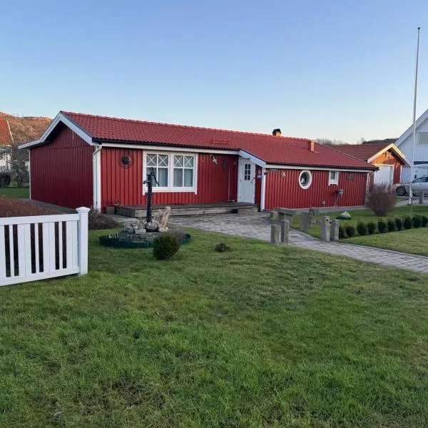 Skönaste stället som finns. Bara 300 m till havet., hotel v destinaci Lysekil