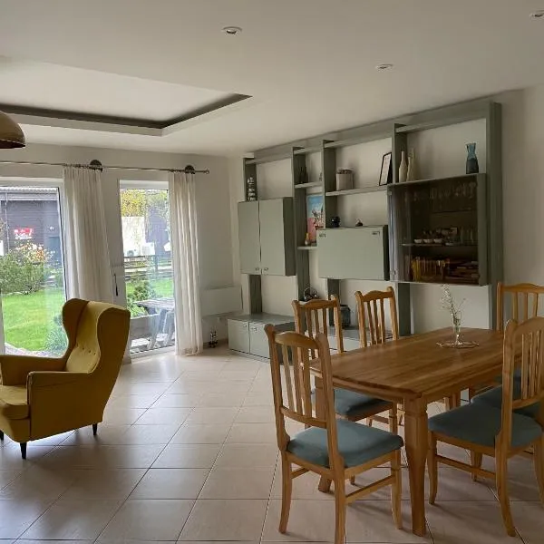 AV villa, khách sạn ở Nida