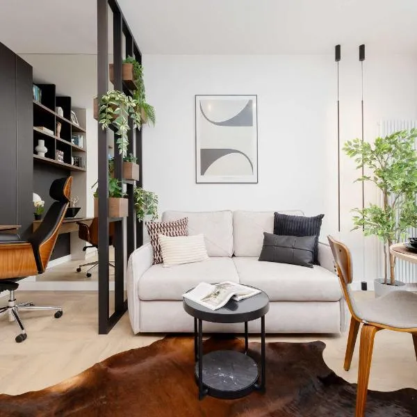 Apartment Sarmacka Wilanów with Parking, Sauna & Gym by Noclegi Renters, hotel a Varsavia