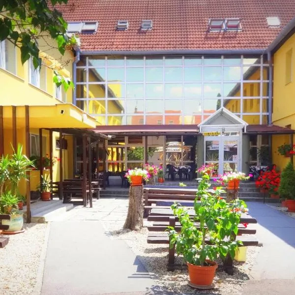 Botax Motel, hotel v destinaci Eger