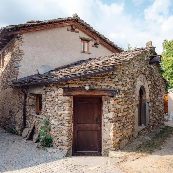 Agriturismo LO PUY, hotel v destinaci San Damiano Macra