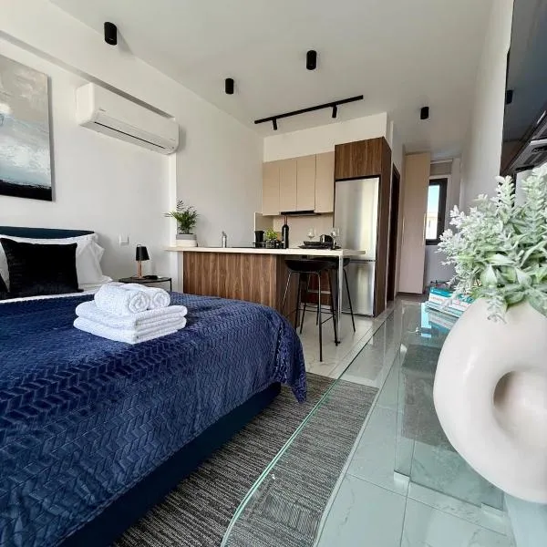 Chill and Stay-Luxury Studio in Kato Paphos，位于帕福斯的酒店