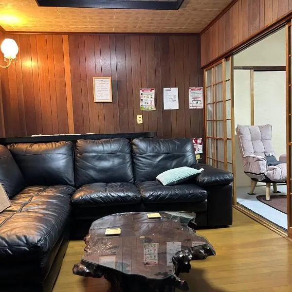 一棟貸し民泊宿松山荘、壱岐市のホテル
