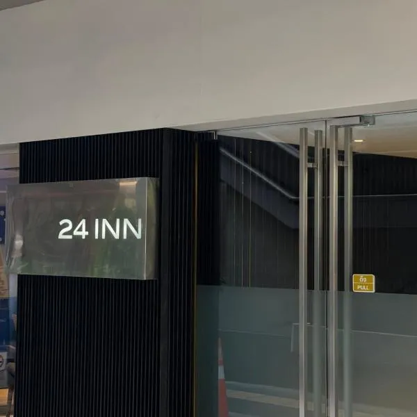 24 Inn at BTS Phrom Phong, hotel in Bangkok
