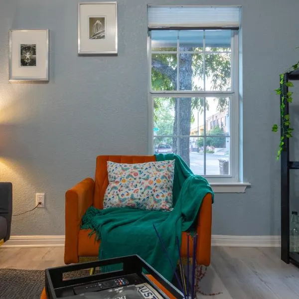 Cultural Heritage Award winning home - Walk to Lake, Eateries, hotel v mestu Austin