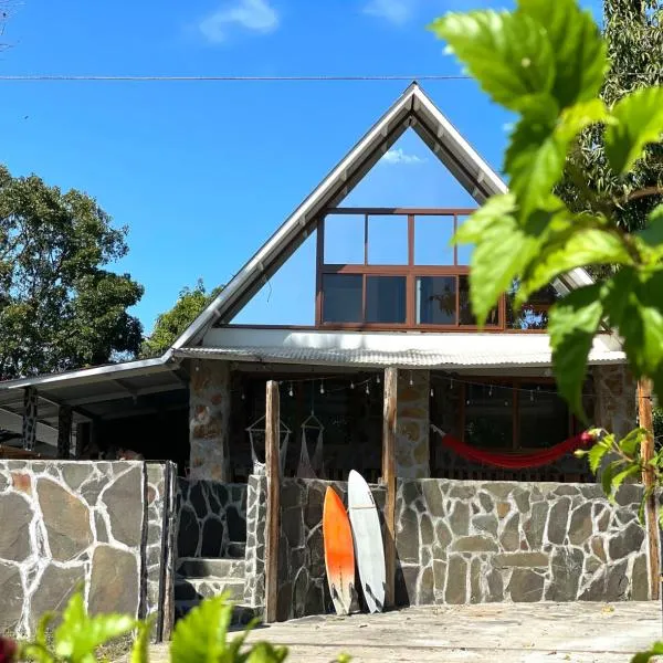 La Chamba Surf House, hotel v destinaci Santa Catalina