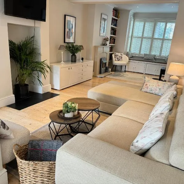 Beautiful Victorian Home near central Oxford, hotel v destinaci Oxford