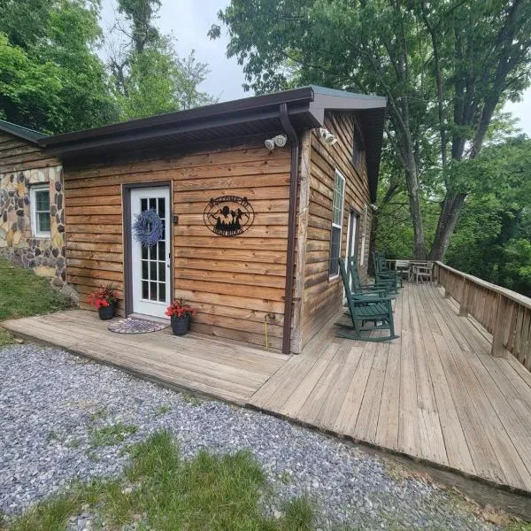 High Ridge cabin in the Blue Ridge Mountains, hotel v destinaci Stanley
