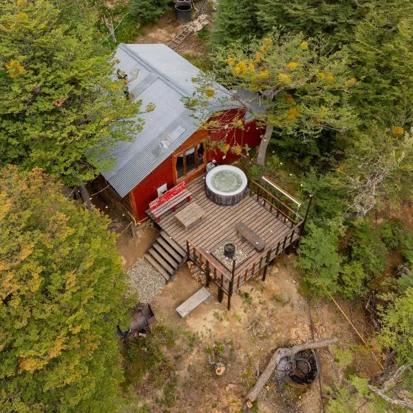 Cabaña en el Bosque con Cine Privado y Jacuzzi, hotel a Ushuaia