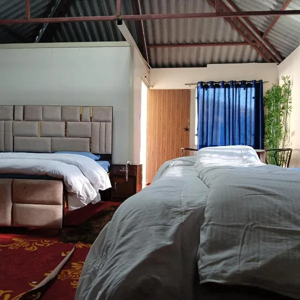 Hill Ventures Adventure Camp and Restaurant, hotel di Dharamshala