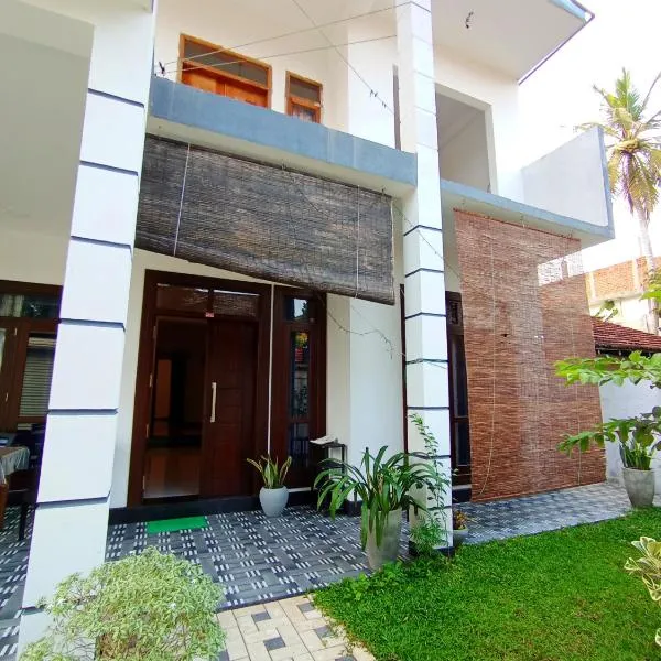 Vinu Home Stay, hotel v Mirisse (jih)