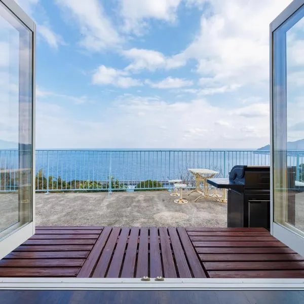 blue moon blue, hotel in Ito