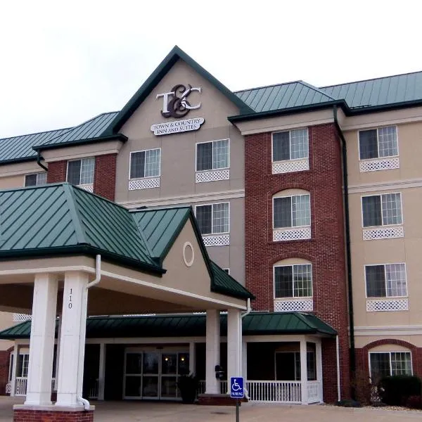 Town & Country Inn and Suites, hotell i Quincy