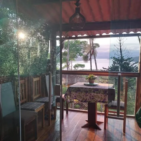 Casa verde da água boa Paraty