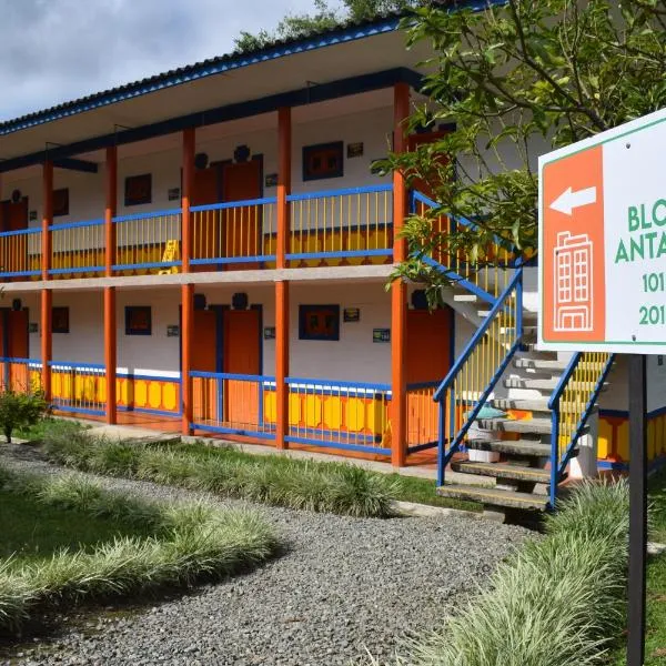 Hotel Campestre Tacurrumbi, hotel v destinaci Circasia