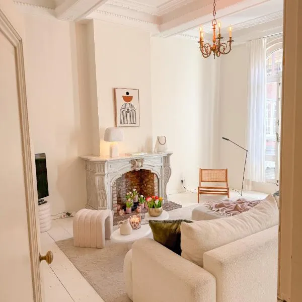 Mansion RL with Unique Decoration, hotel ad Anversa